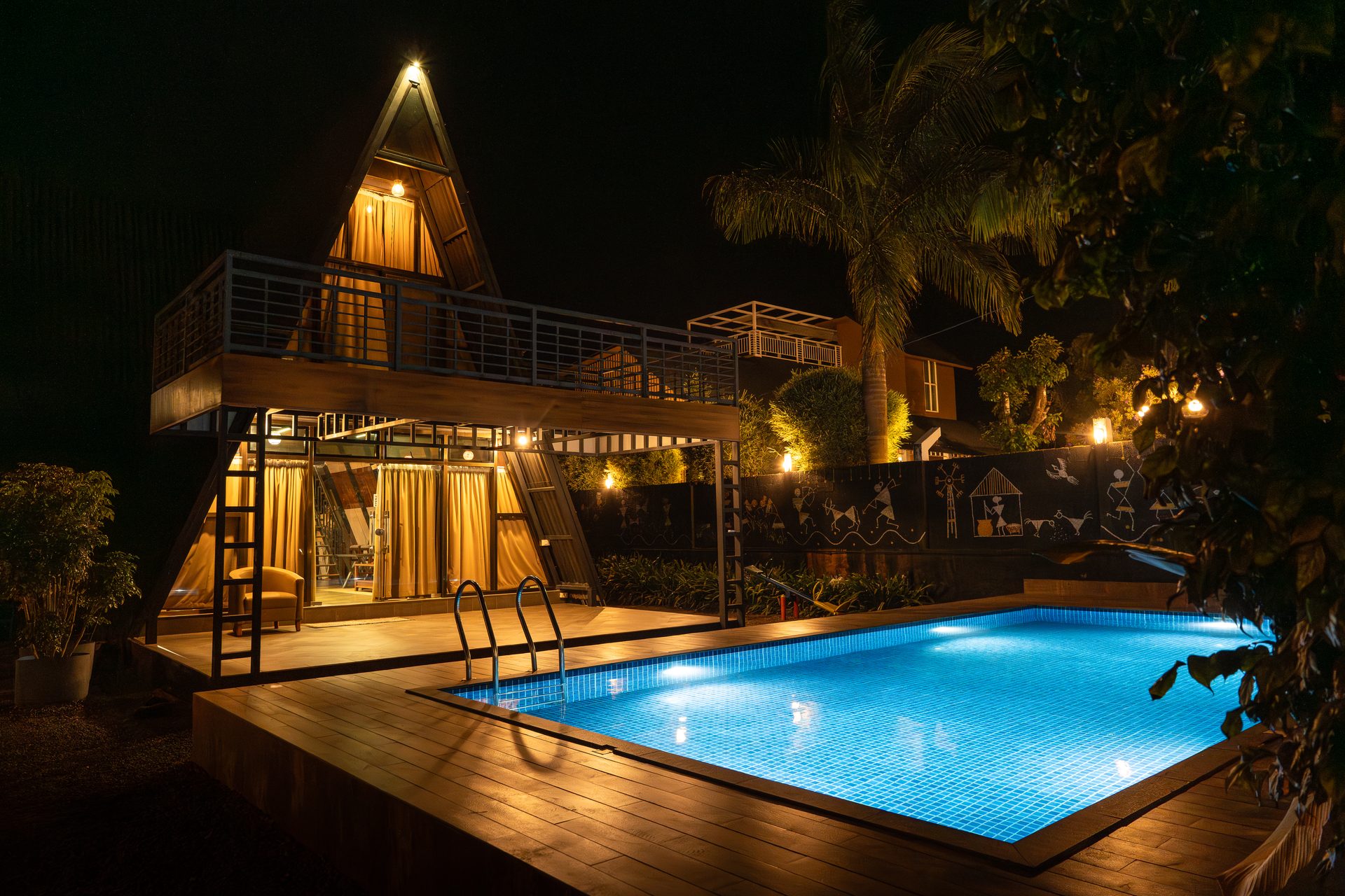 Lux Villa gallery image 7