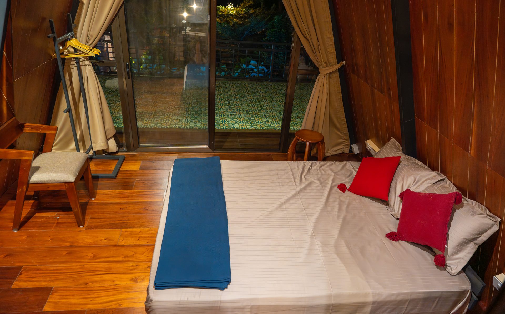 Lux Villa gallery image 14
